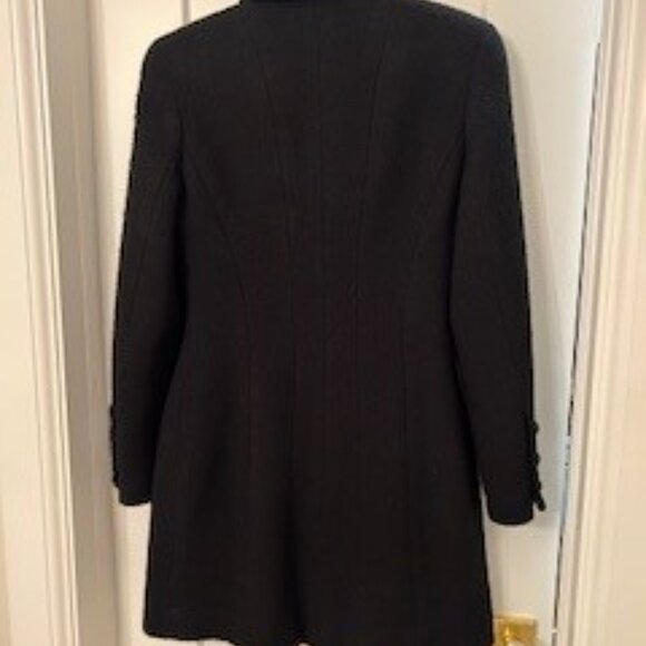 Ladies Vintage Chanel black Blazer - Picture 4 of 5